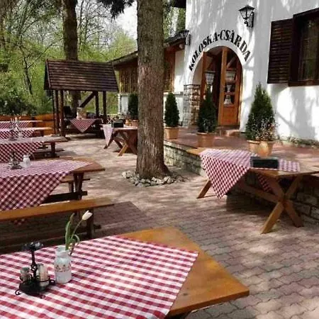 Koloska Apartmanhaz