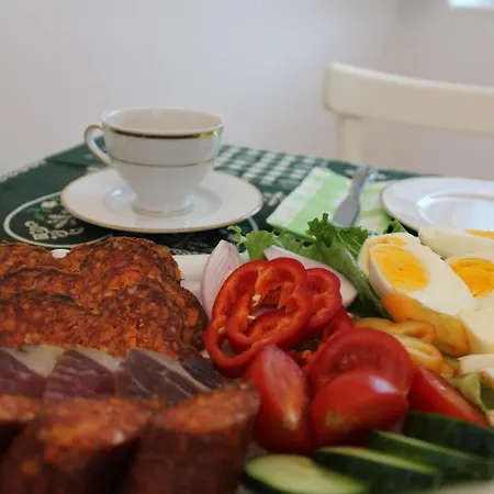 Koloska Apartmanhaz Frühstückspension