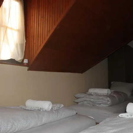 Koloska Apartmanhaz Frühstückspension