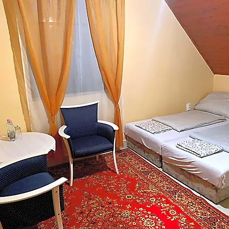 Koloska Apartmanhaz