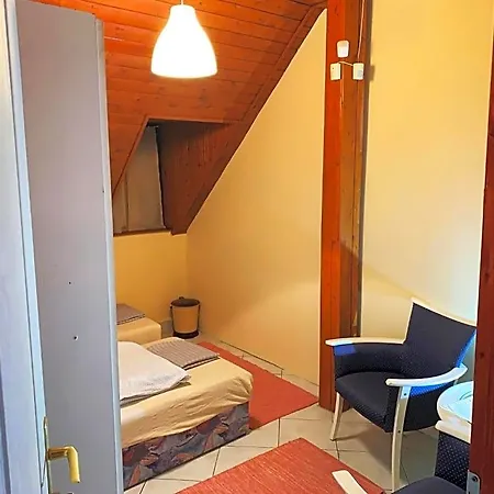 Couette-café Koloska Apartmanhaz *
