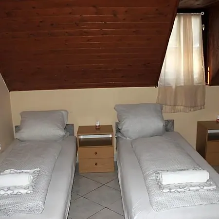 Couette-café Koloska Apartmanhaz