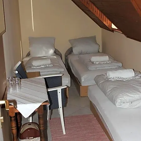 Koloska Apartmanhaz