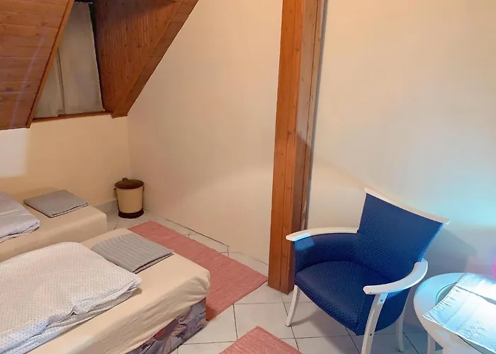 Nocleg ze śniadaniem Koloska Apartmanhaz *