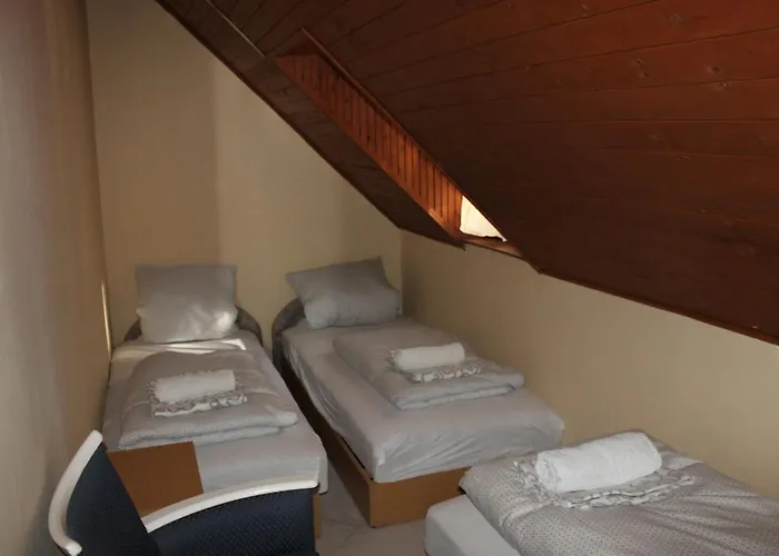 Koloska Apartmanhaz Nocleg ze śniadaniem *